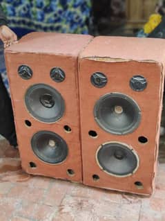 speakers