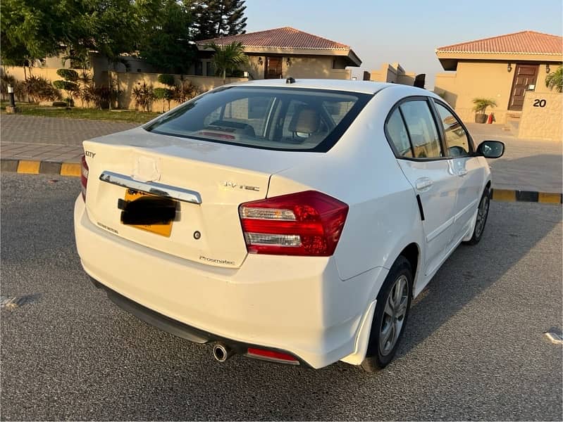 Honda City 1.3 Prosmatec 2018  – Low Mileage – 13000 KM driven only 3