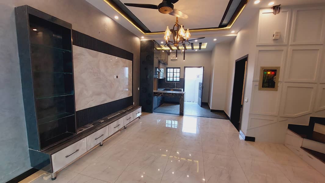 Luxurious 5 Marla House For Sale In Bahria Orchard 2