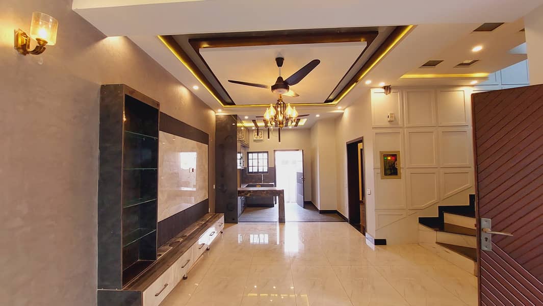 Luxurious 5 Marla House For Sale In Bahria Orchard 8