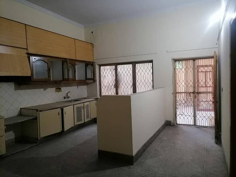 House For Near Main Raiwand Road One Kanal With 2 Lac Rental Income 3