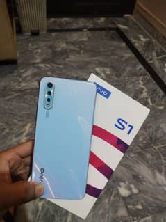 Vivo S1