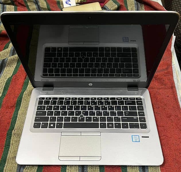 Hp Elitebook 840 G3 (i5 6th gen) 1