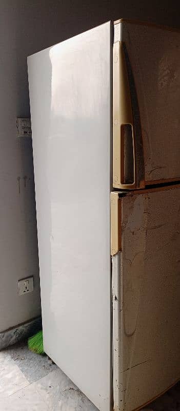 Dawlance Refrigerator for Sale 2