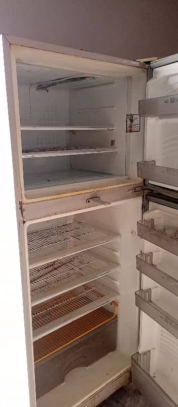 Dawlance Refrigerator for Sale 3