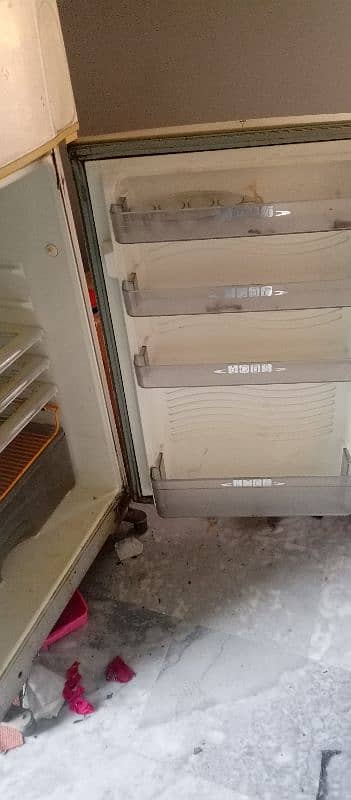 Dawlance Refrigerator for Sale 7