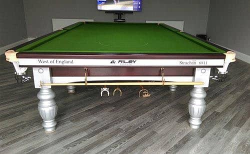 SNOOKER TABLE | POOL TABLE | BILLIARD | DECENT | CUSTUMIZEABLE |SALE 10