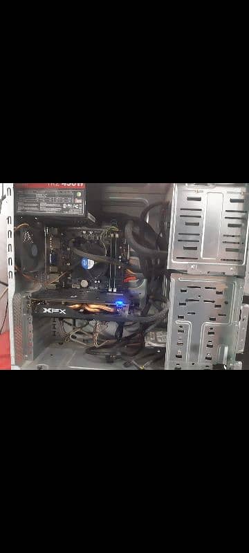 Gaming PC with 4gb RX 470 GPU 0