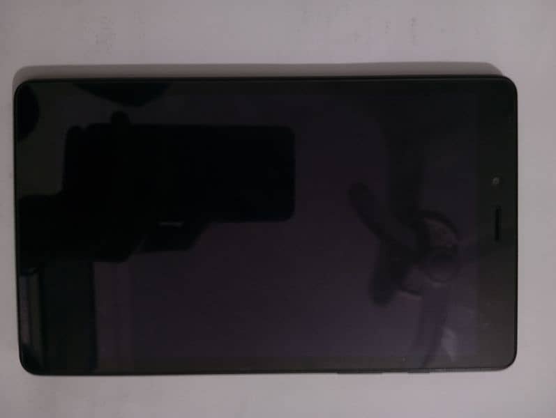 SAMSUNG GALAXY TAB A 2GB 32GB. 1