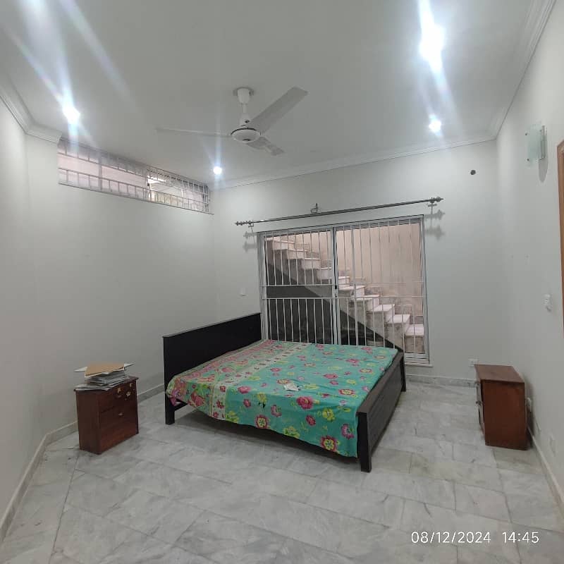 1 Kanal Basement For Rent In D. 12 20