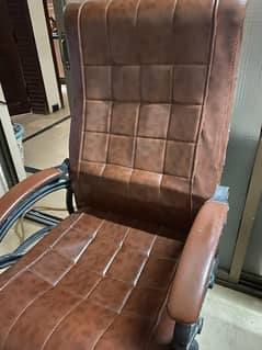 Almost new executive chair for sale