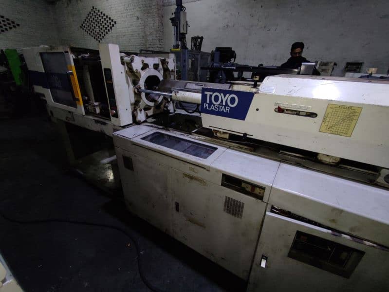 Toyo Ti - 80 Japanese Injection Moulding Machine 4