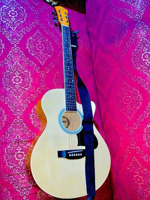 Yamaha guitar 0