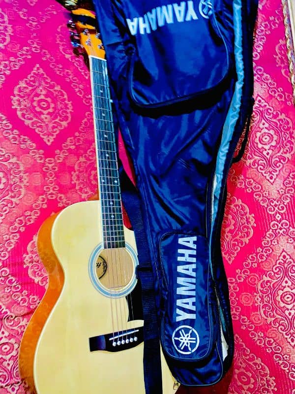 Yamaha guitar 4