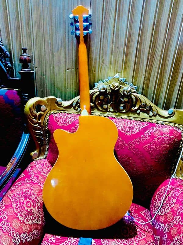 Yamaha guitar 5