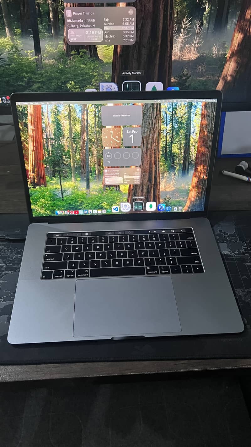 15.2" Macbook Pro 2018 32gb/256gb 4gb Graphic Card 5