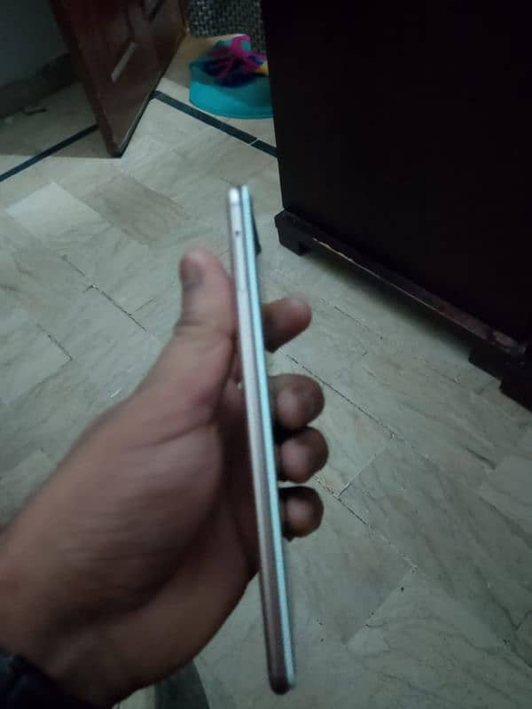 For Sale Vivo Y71 4+64 Condition New all okay 6