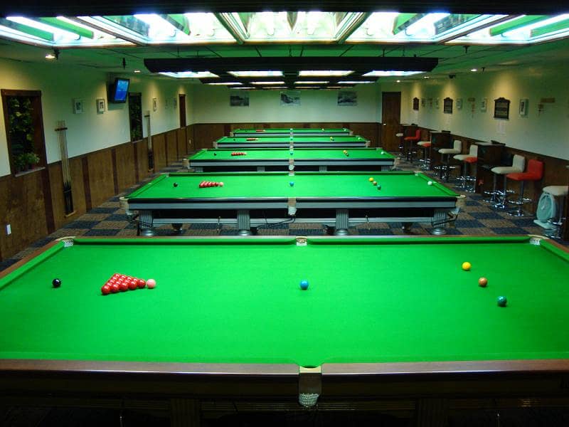 SNOOKER TABLE | POOL TABLE | BILLIARD | DECENT | CUSTUMIZEABLE |SALE 1