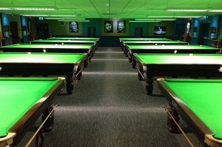 SNOOKER TABLE | POOL TABLE | BILLIARD | DECENT | CUSTUMIZEABLE |SALE 12