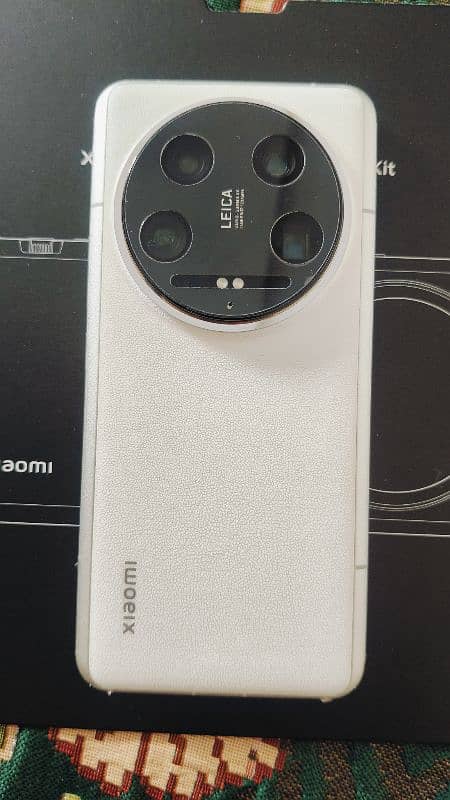 Mi 14 Ultra 16GB 512GB 0