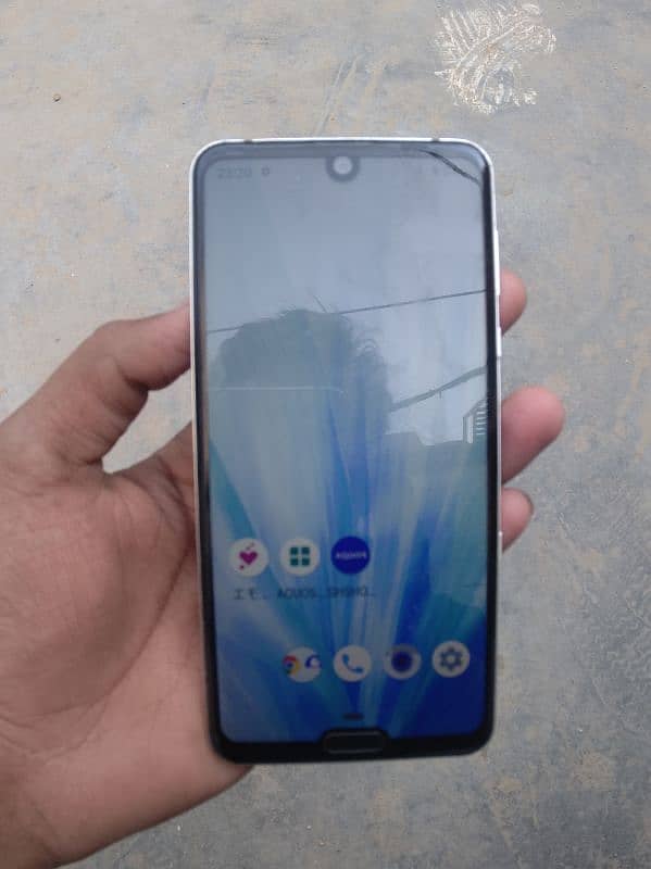 aquos r3 official PTA approve hai 7