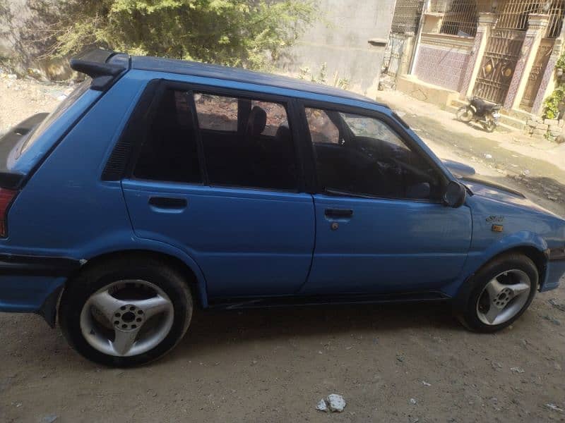 Toyota Starlet 1988 4