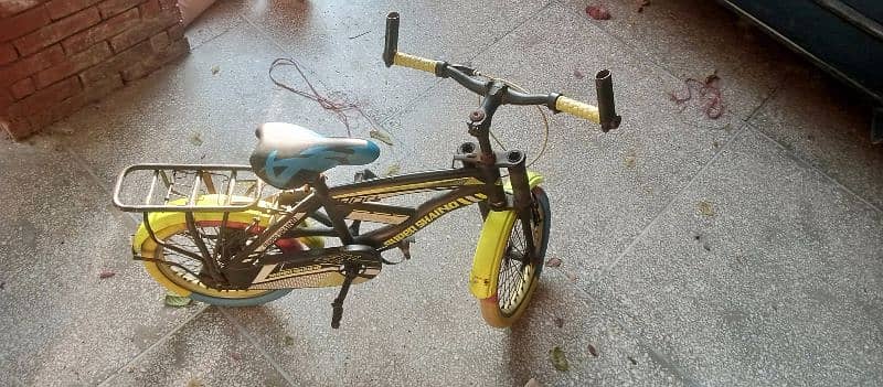 For Sale: Kids' Bicycle – Excellent 2