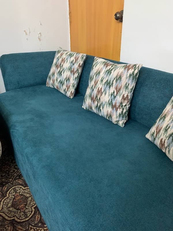 I want to sell my uniqe sofas 6