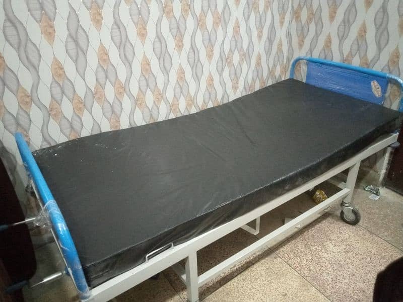 Medical Bed Hospital bed for patient just like a new 3