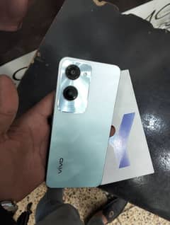 Vivo Y18 4GB,128GB complete box. . 03217695545. . new condition