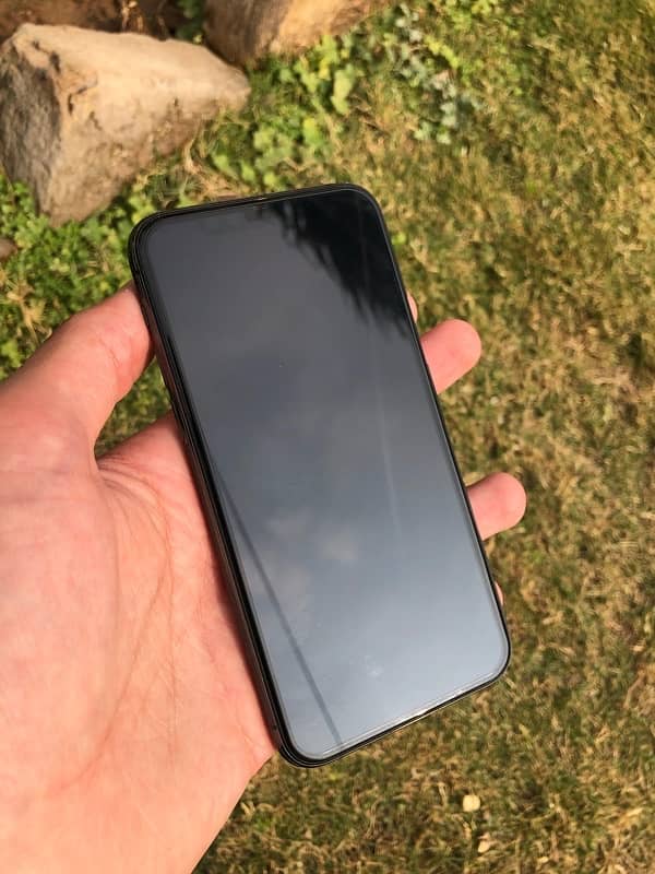 iPhone 11 Pro 256GB Dual PTA Approved 1