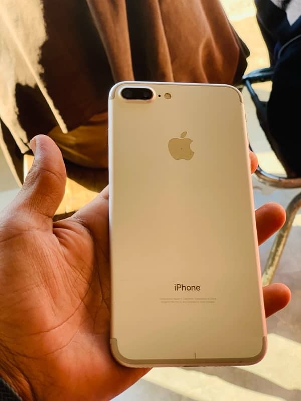 iphone 7+ 128GB PTA APPROVED SAF Condition Read Add 1