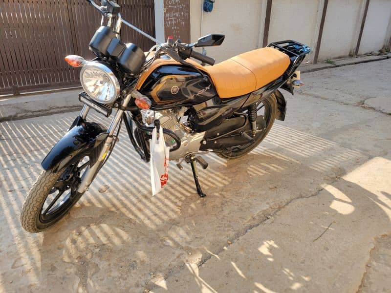 Yamaha YB-125Z DX 2025 Unregistered 2