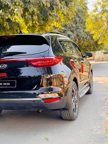 KIA Sportage 2022 5