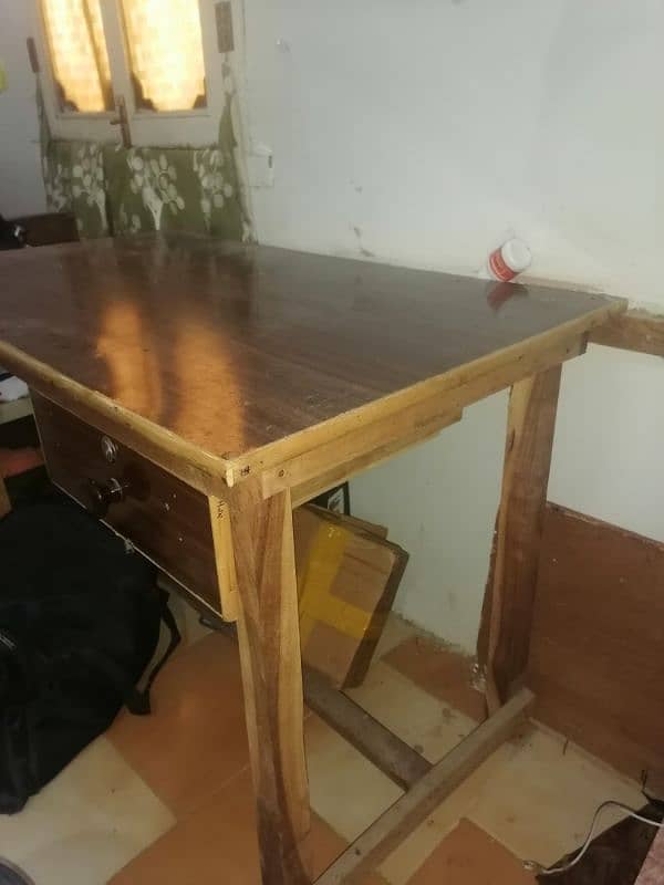 wooden study table 4