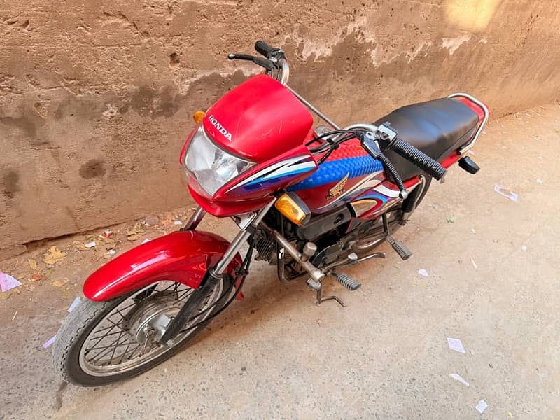 Honda Pridor 100cc Red Color Bike 4