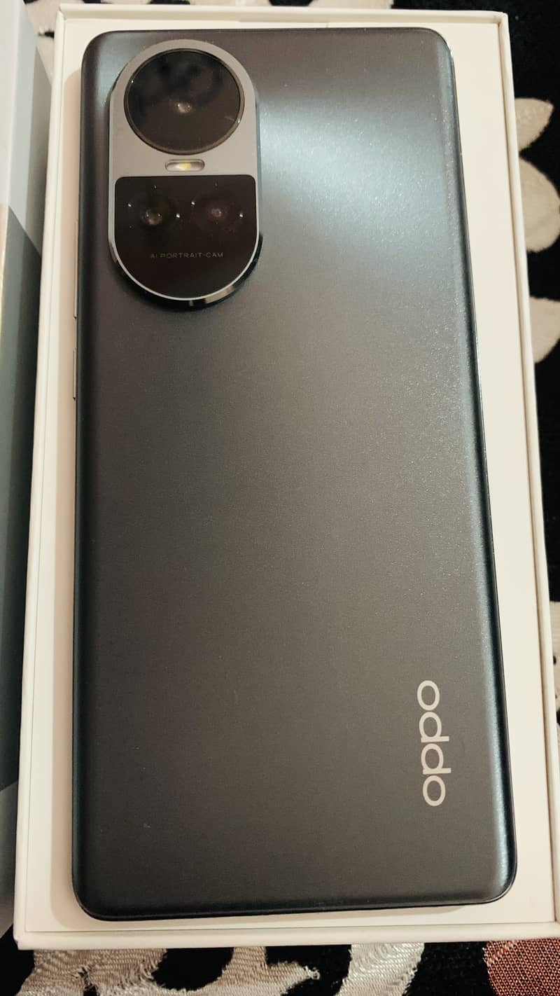 OPPO Reno 10 3