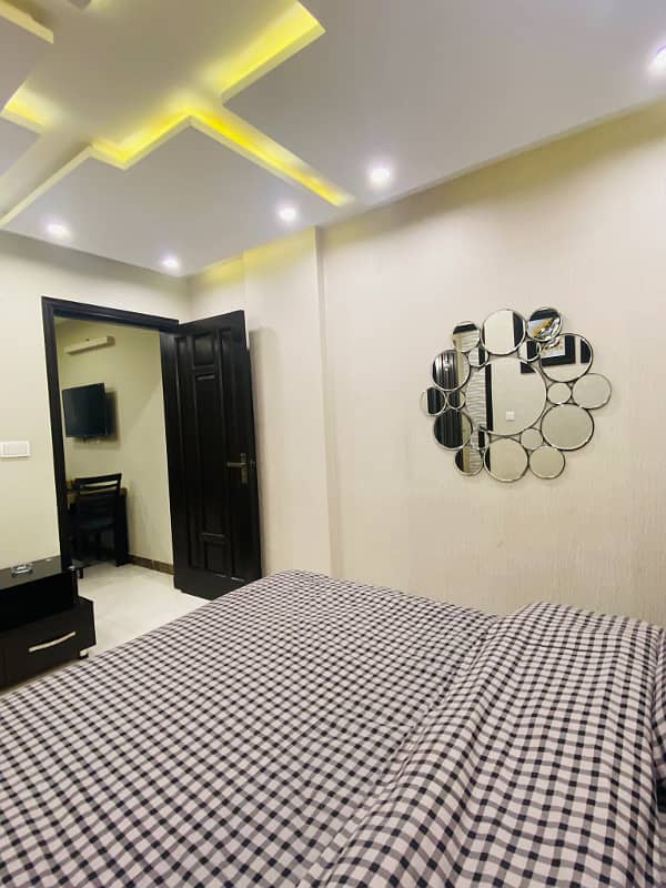 Luxury Studio/1 BHK/2 BHK available on daily basis 0