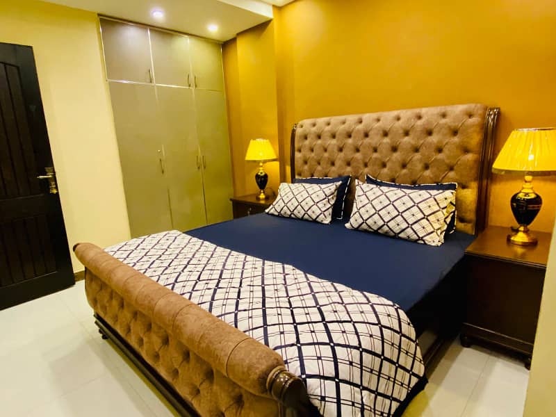 Luxury Studio/1 BHK/2 BHK available on daily basis 4