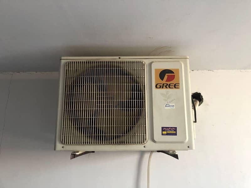 gree 1.5 ton inverter 10/10 2