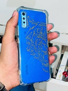 vivo S1 with box charger