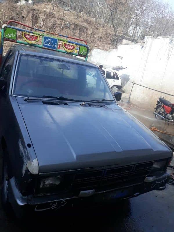 Nissan Pickup 1987 17