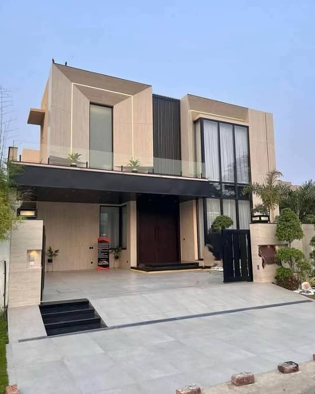 1 KANAL LIKE BRAND NEW LUXURY HOUSE FOR SALE IN BAHRIA TOWN LAHORE 0