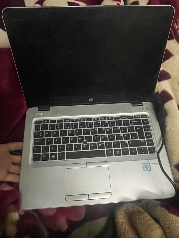 HP elitebook 8 Gb core i5 1000Gb SSD 1