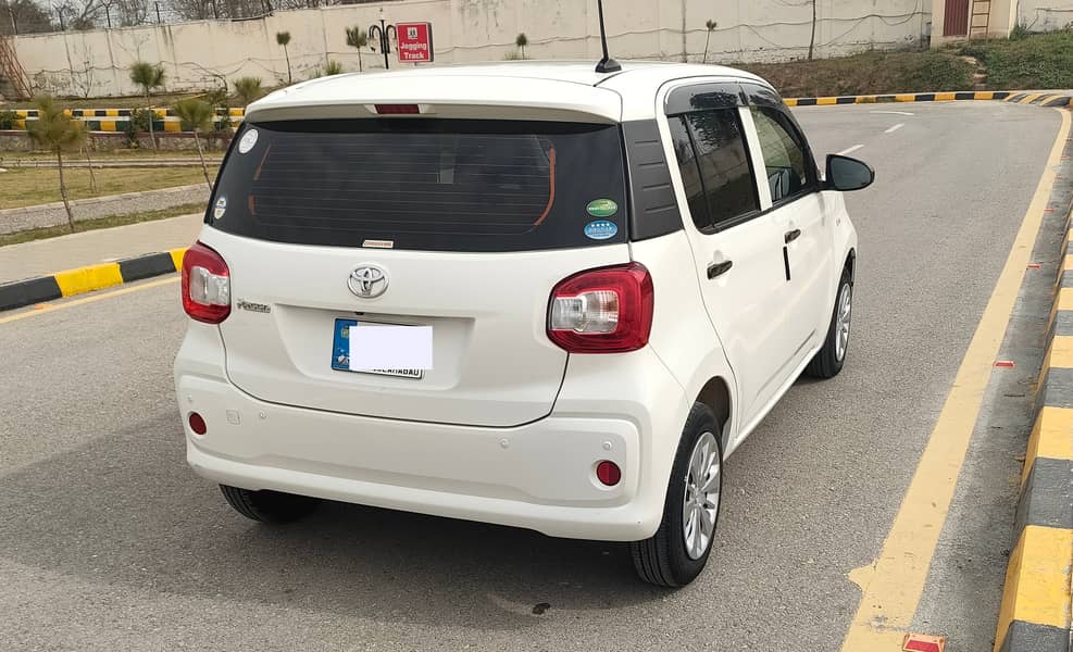 Toyota Passo 2019 XS 3