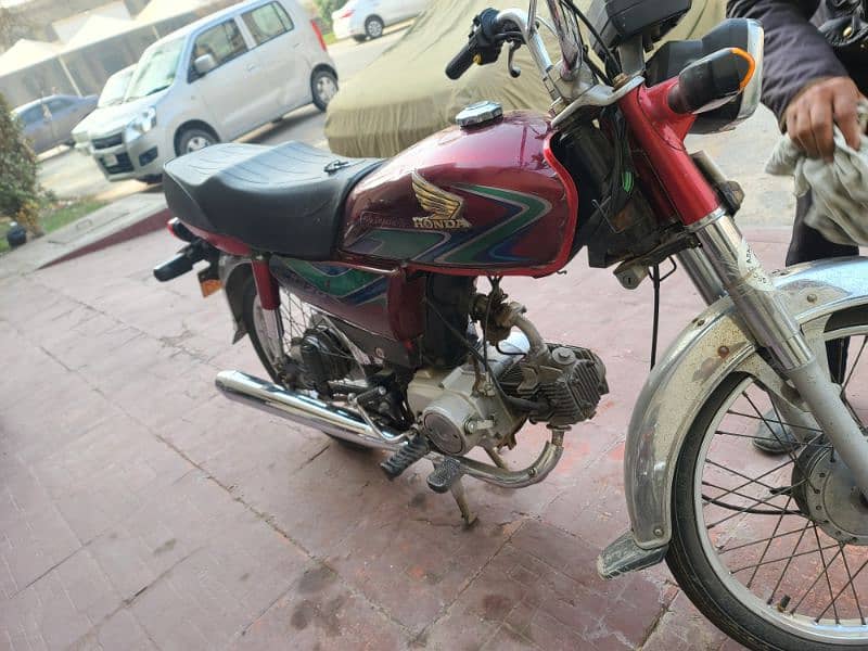 Honda  CD 70 4