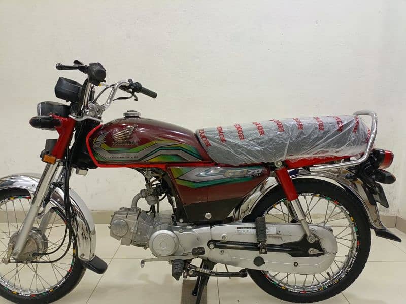 Honda CD 70 2023 Model 6