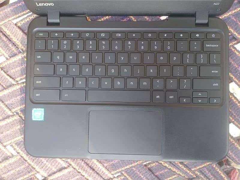 LENOVO LAPTOP 6th generation /WITH CHARGER 7