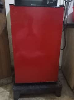 dowlance fridge