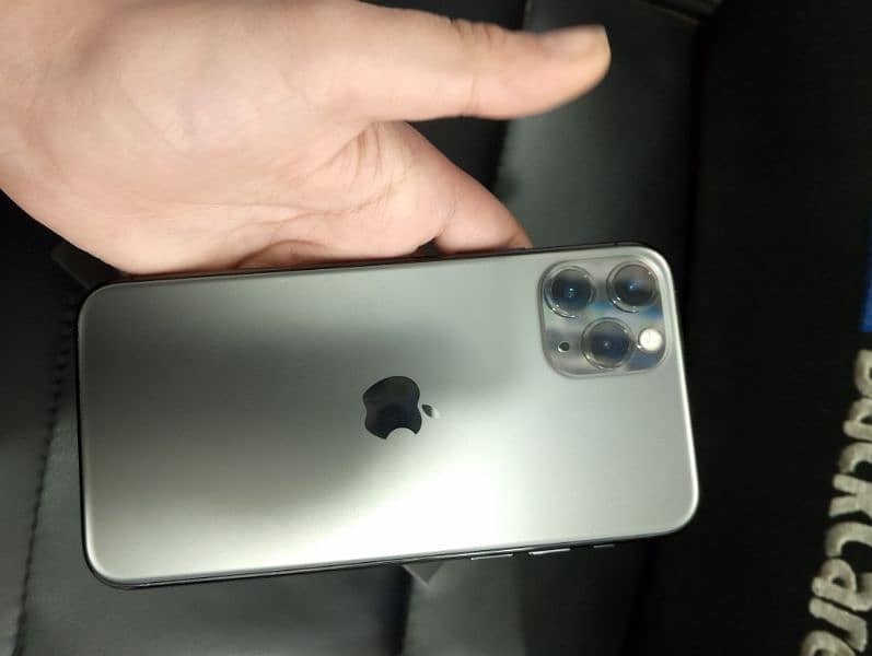 iPhone 11 pro PTA Approved 2